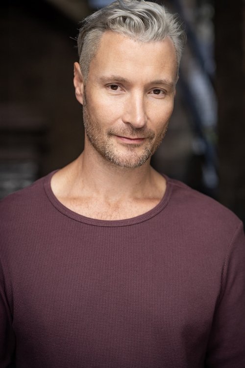 Гартх Холцомбе