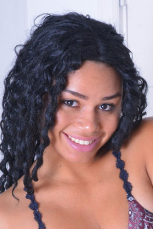 Миллие Стоне