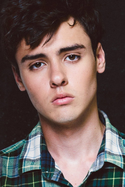 Финлай МацМиллан