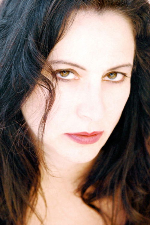 Холлй Книгхт