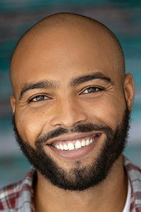 Дариус Девине