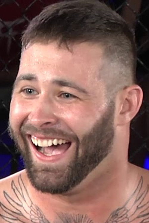 Травис Робертсон