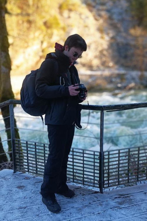 Jустин ЦОЦХЕТ