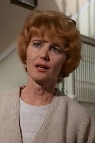 Данни Суе Нолан