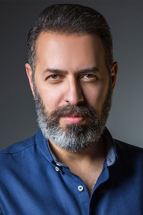 Тахмоурес Поурназери