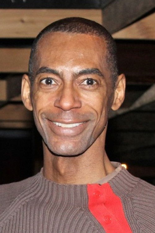 Русселл Б. Wарфиелд