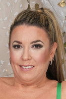 Маисие Леwис