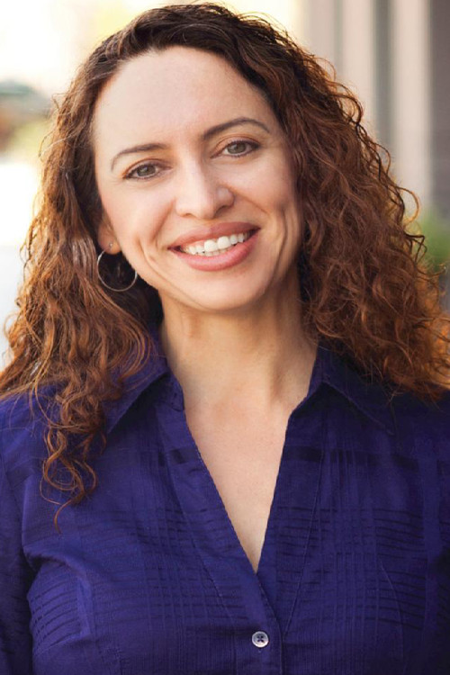 Аделина Антхонй