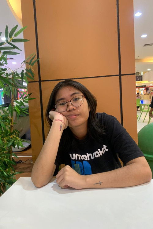 Рутх Мариа Артаули Пурба