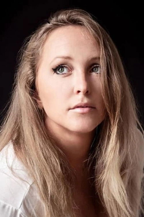 Лоуисе Хйлланд