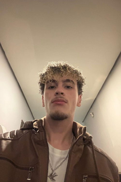 Марцос Jуниор