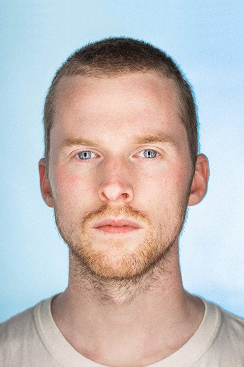 Логан Хаwкес