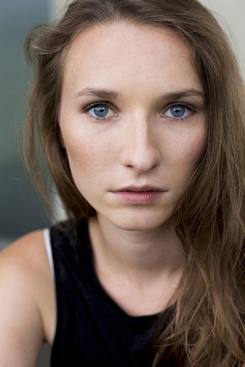 Антониа Jунг