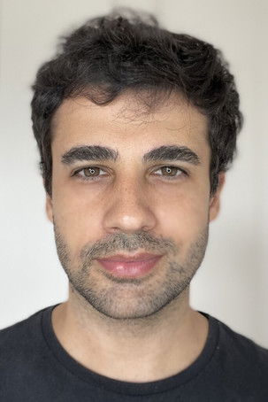 Леôн Морено