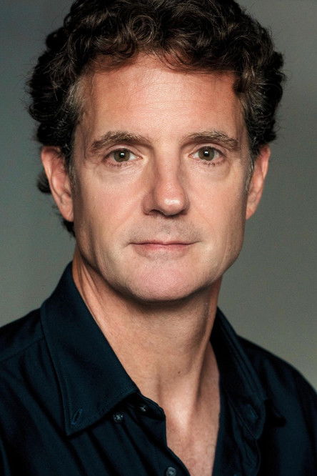 Мицхаел Симон Халл