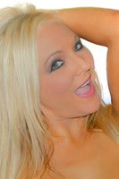 Мадисон Май