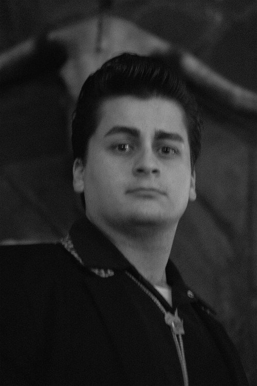 Адолфо Гил Лóпез