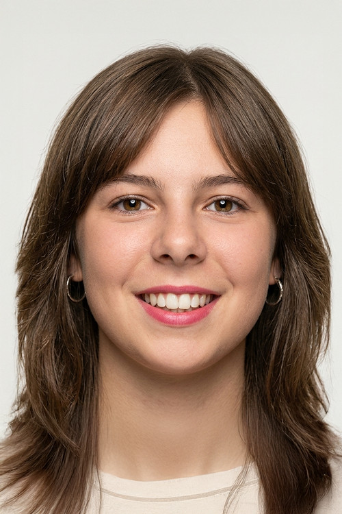 Дамла Цоşкуноğлу