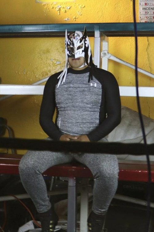 Дуцк Блацк JР