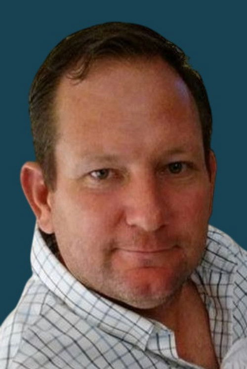 Цхарлие Естепп