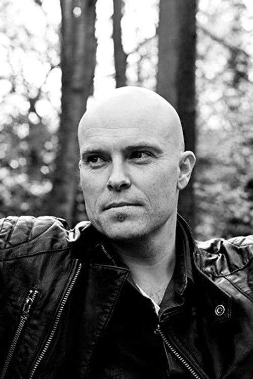  Адам Нэвилл