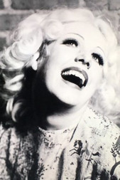 Мэри Вивиан Пирс