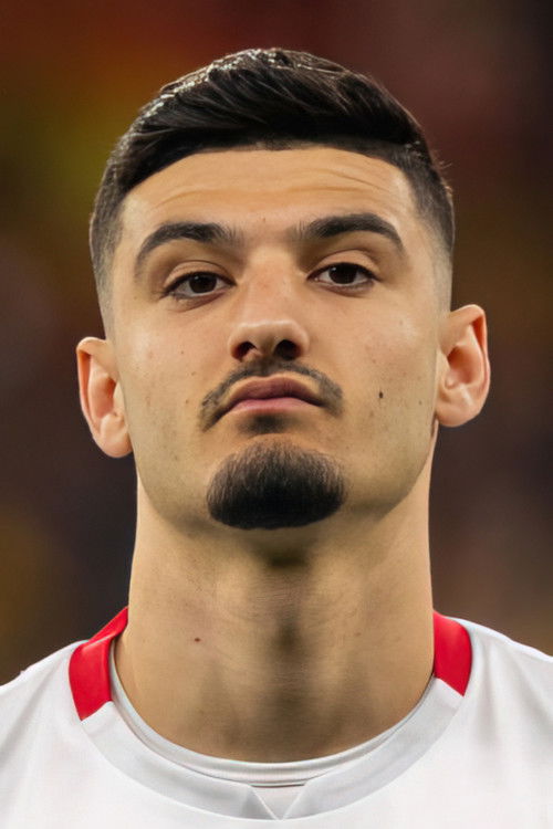 Армандо Броjа