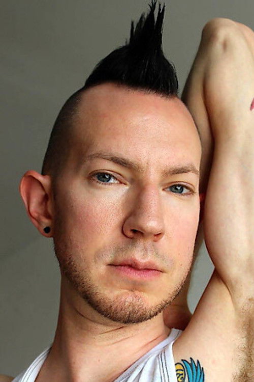 Луциус Цросс