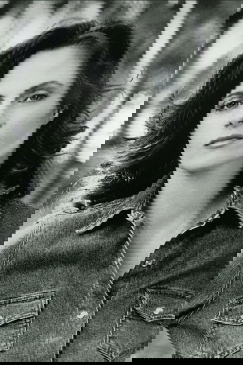  Лиза Блаунт