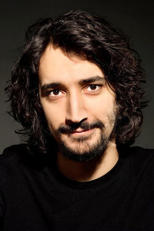 Цанер Öзйуртлу