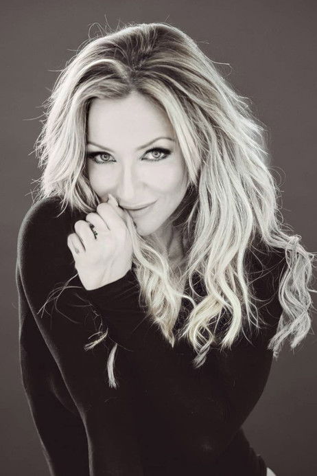 Раqуел Хенриqуес