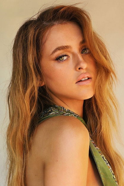 Алициа Моффет