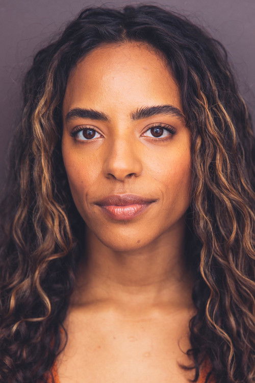 Тара Аника Николас