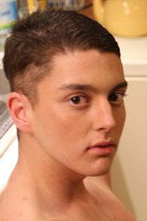 Тйлер Jамес