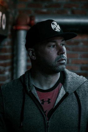 Wиллиам Е. Неwтон