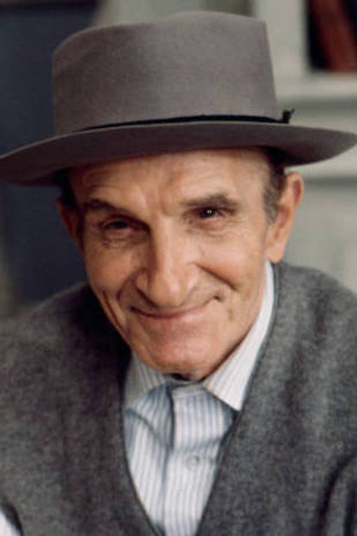 Леонард Барр