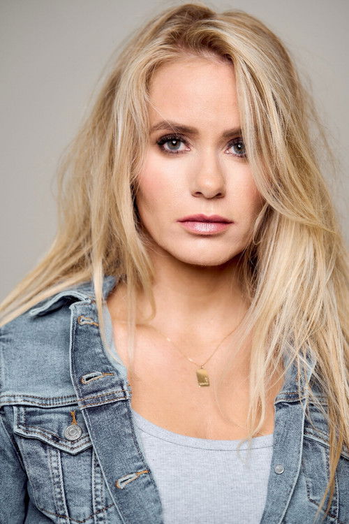 ЛееАнне Бауер