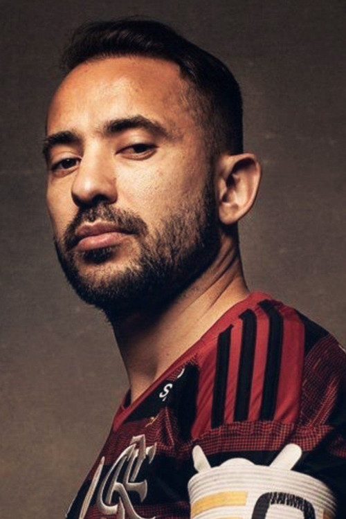 Евертон Рибеиро