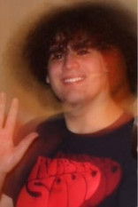 Луцас Сзустер