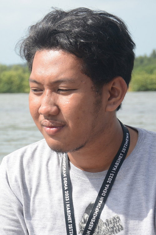 Ирфани Зханг