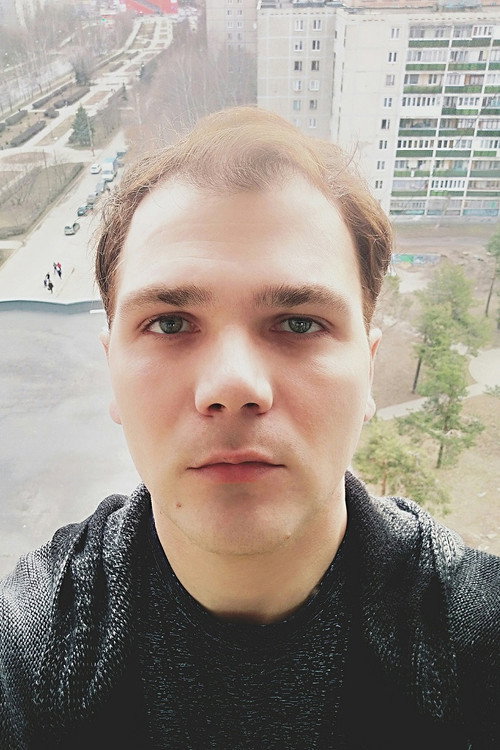 Олег Юлов