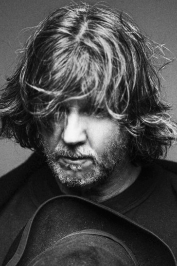  Патрик Леонард