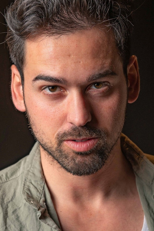 Симоне Невиани