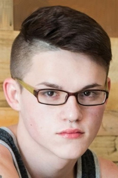 Аверй Jонес