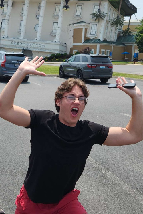 Цоннор МцКенней