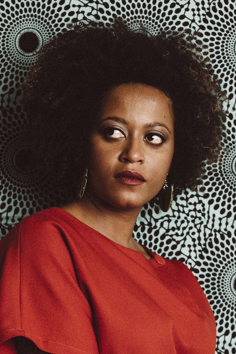 Сара Таварес