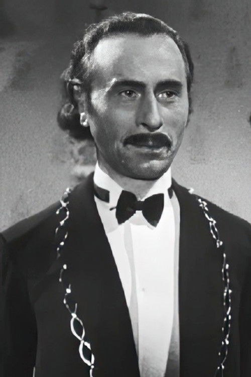 Етиенне Децроуx