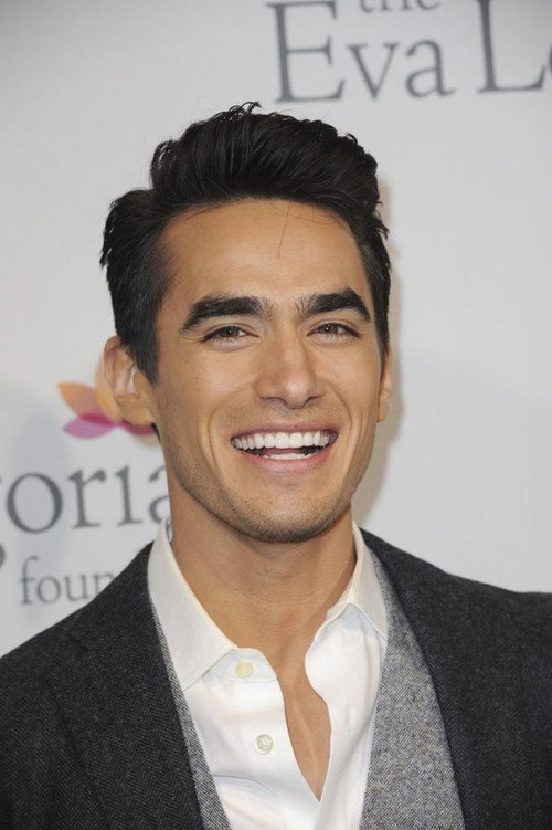 Jосе Морено Броокс