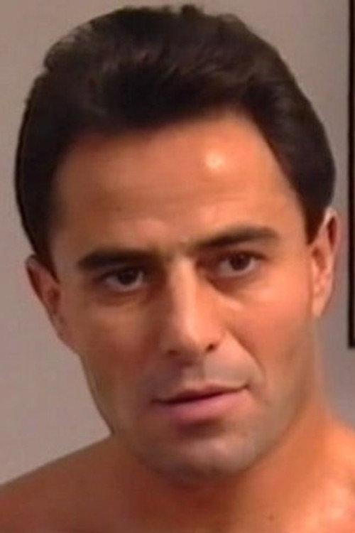 Махмут Ертан