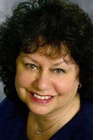 Еллен Бецкер Грай